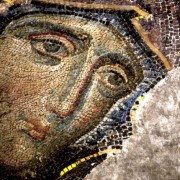 Где центр силы?